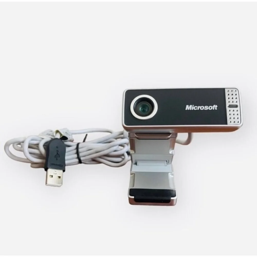 Microsoft LifeCam VX-7000 Webcam Silver Video Photo Monitor Camera USB Used